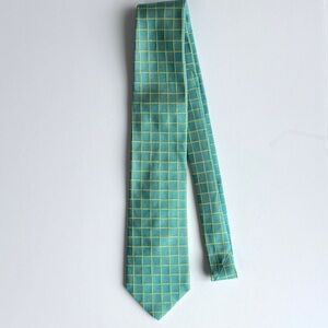 Lilly Pulitzer Via Palm Beach Men's Necktie 100% Silk Blue Yellow Hand Made